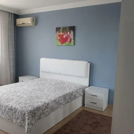 Barbaros Caddesi Apt